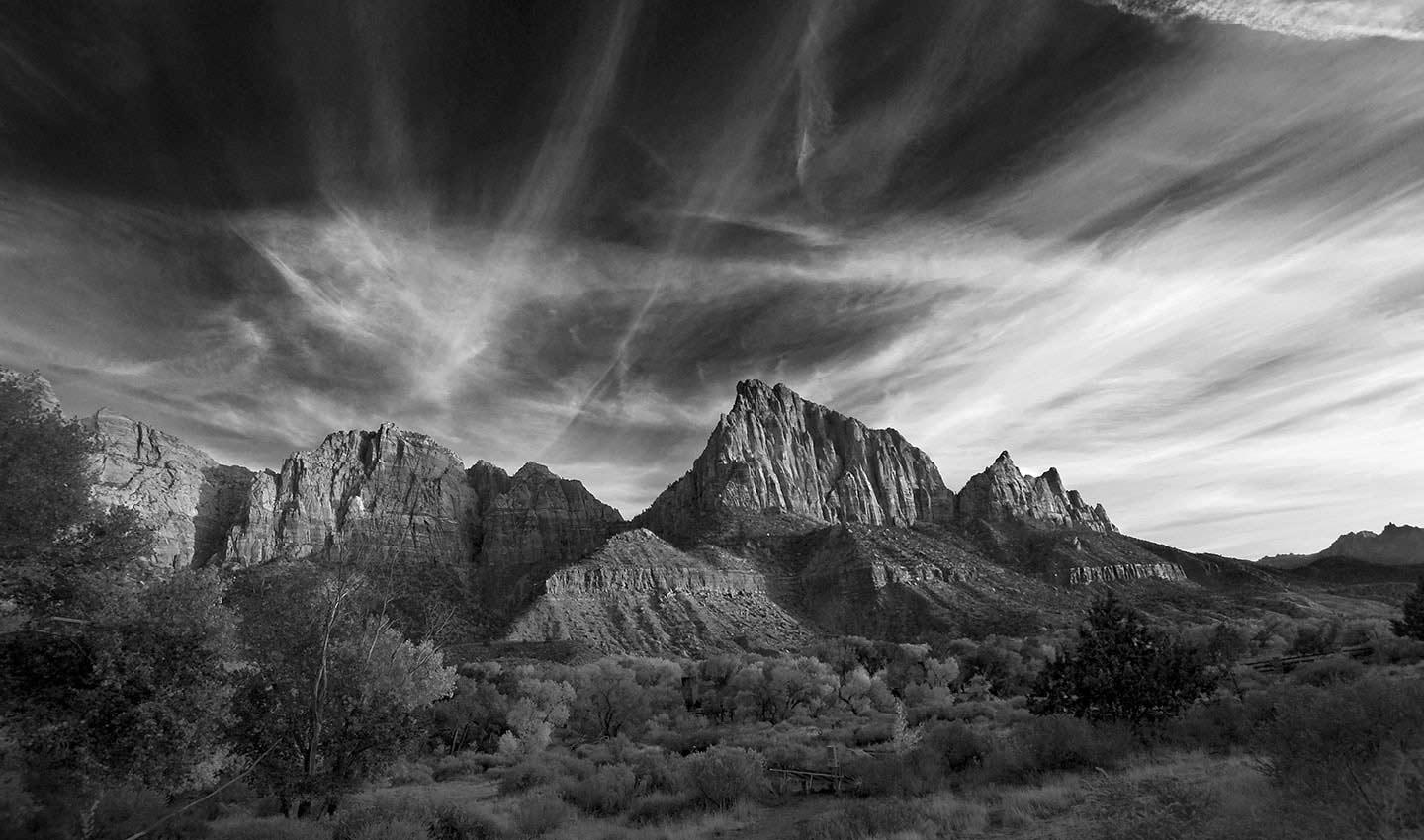 Zion-National-Park-Utah-America-black-and-white-Photography-mono-mountain-Ansel-Adams-Lindsay_Robertson